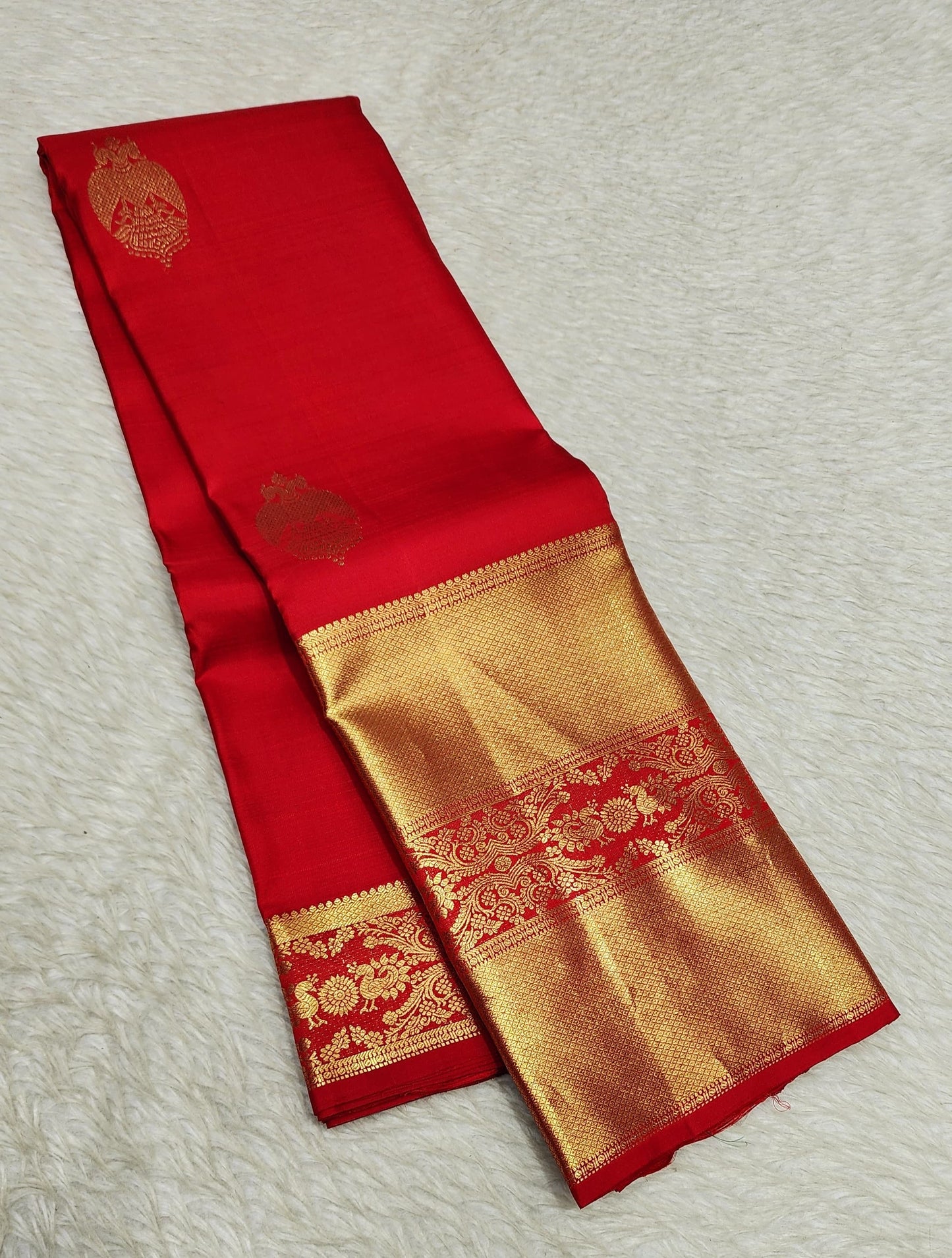 Kanchan Red Kanchipuram Silk Saree with Big Border – Pure Handwoven Bridal Saree with Gold Zari (Pre Order)