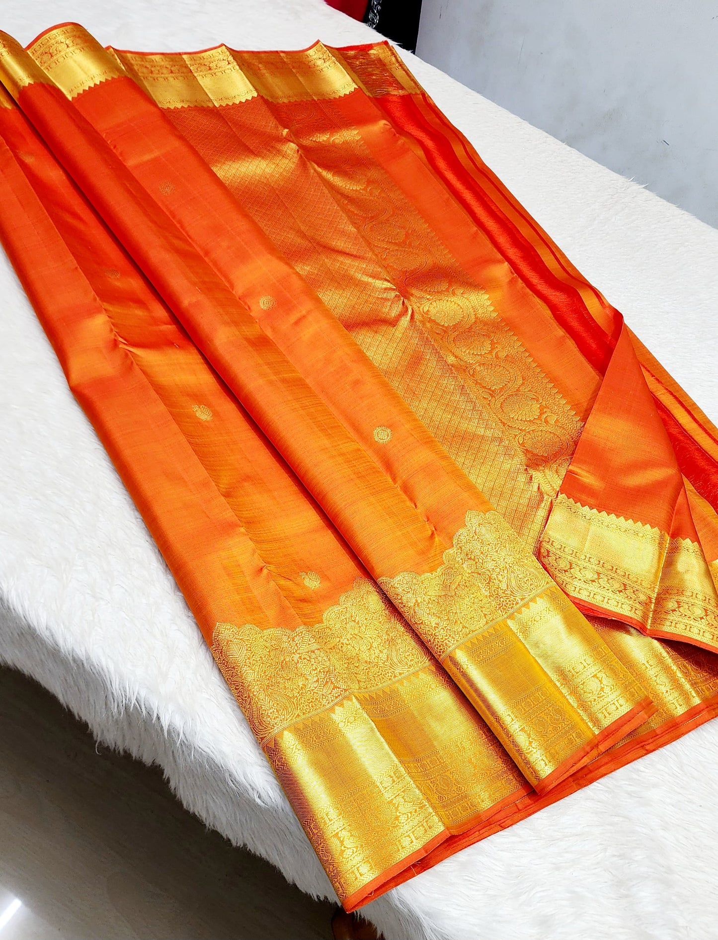 Kavita Orange Kanchipuram Silk Saree with 2G Gold Zari & Turning Border – Pure Handwoven Bridal Saree (Preorder)