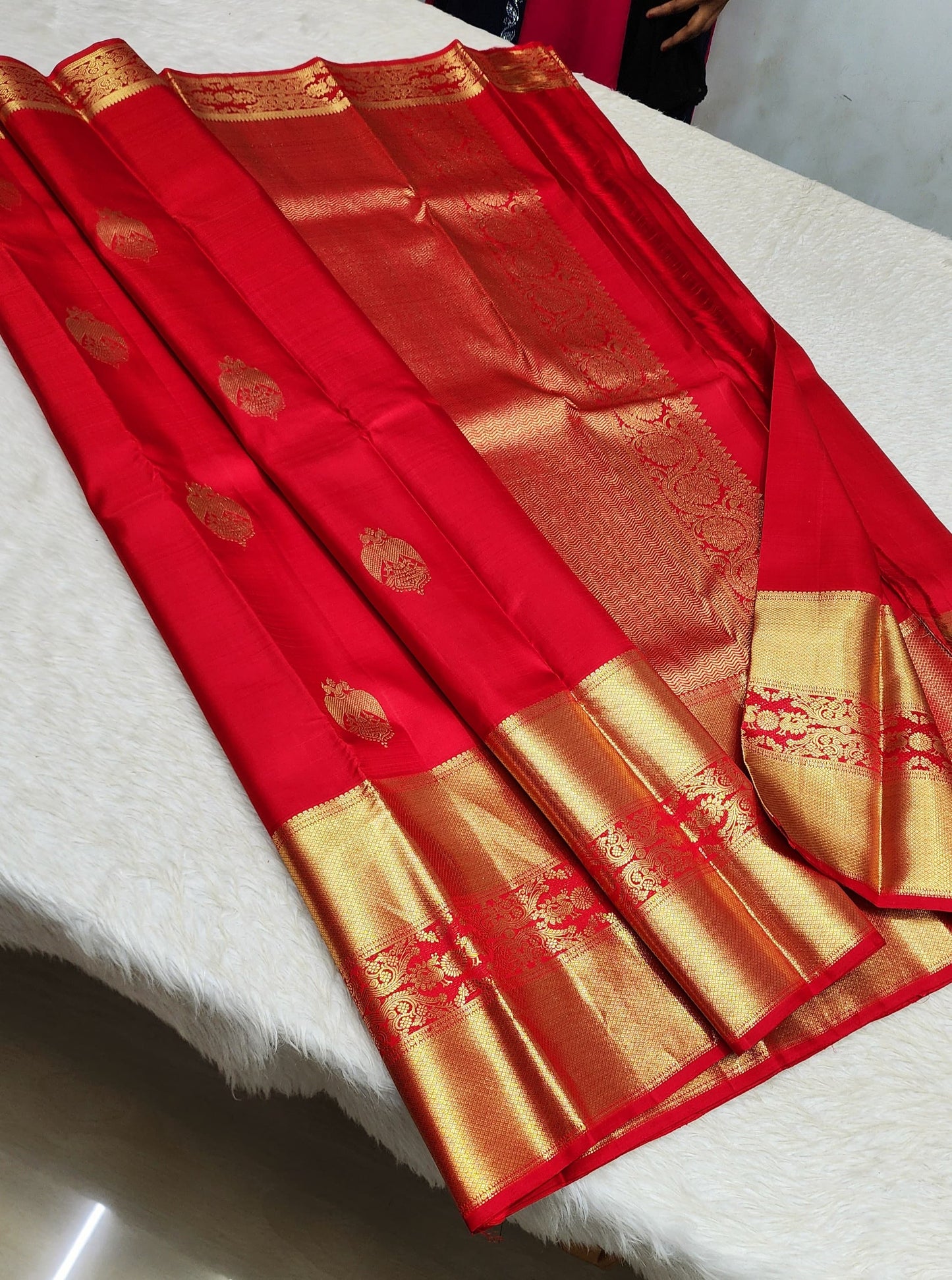 Kanchan Red Kanchipuram Silk Saree with Big Border – Pure Handwoven Bridal Saree with Gold Zari (Pre Order)