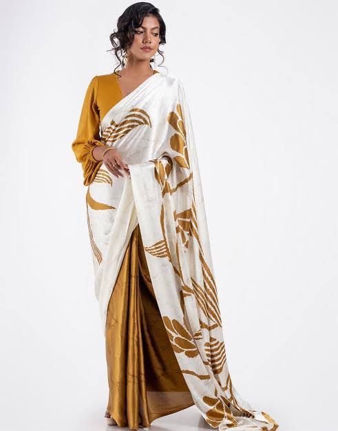 Noorani Dreams Sari (Preorder)